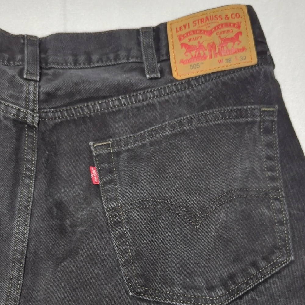 Levi's 505 Men's Black Wash Straight Leg Jeans‎ Size 38